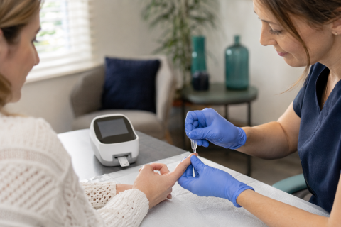 Private Blood Tests in Raunds: Fast, Convenient Point-of-Care Testing